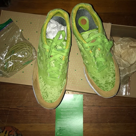 Saucony Avocado Toast Shadow 6000
